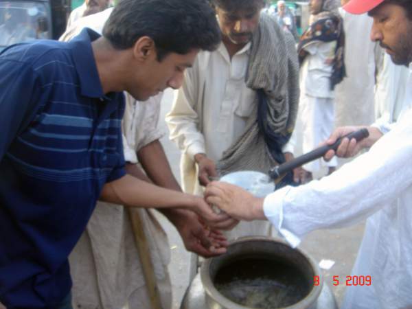 langar-distribuation2.jpg